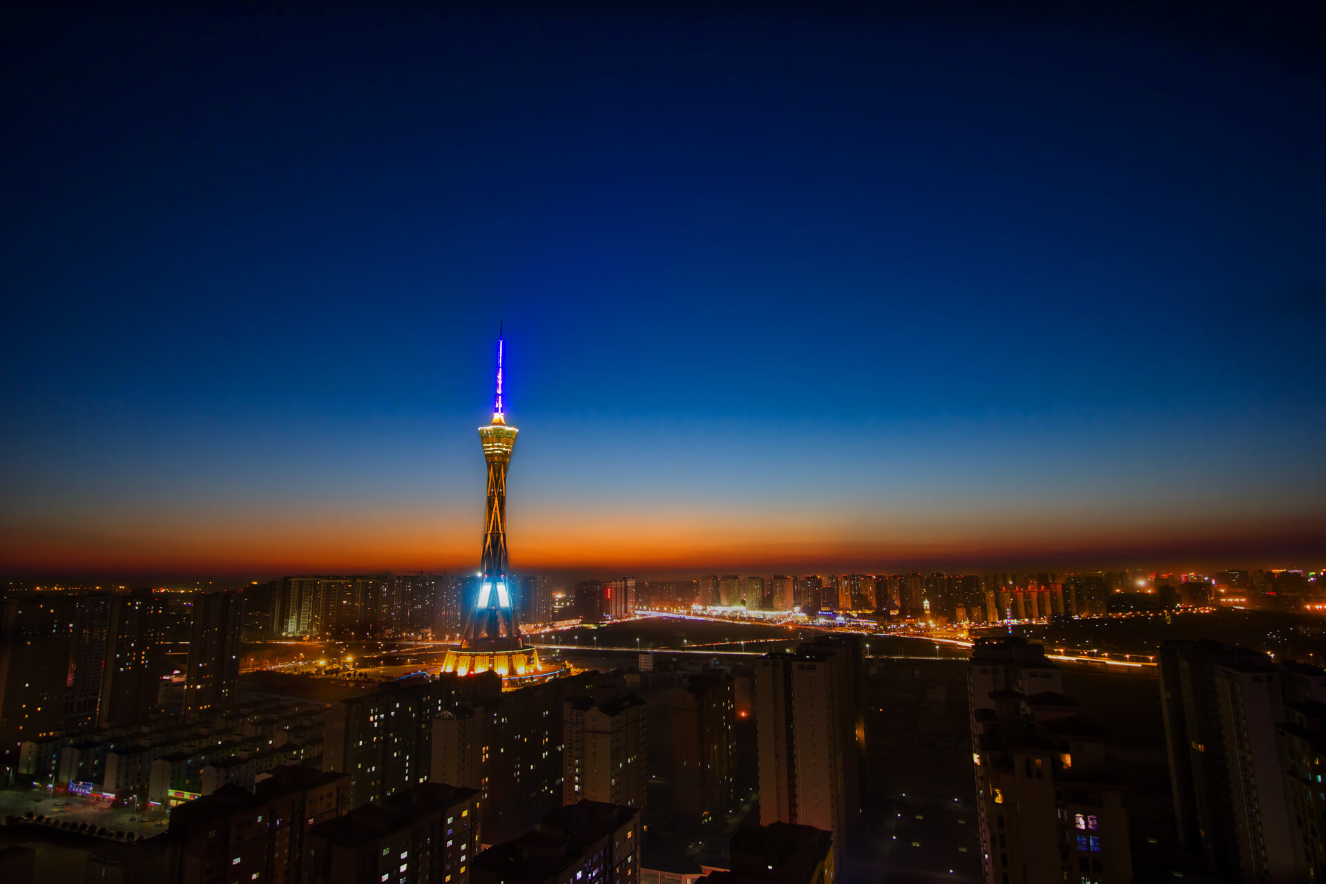 国足阵容年龄层分布结构统计，国足年龄要求