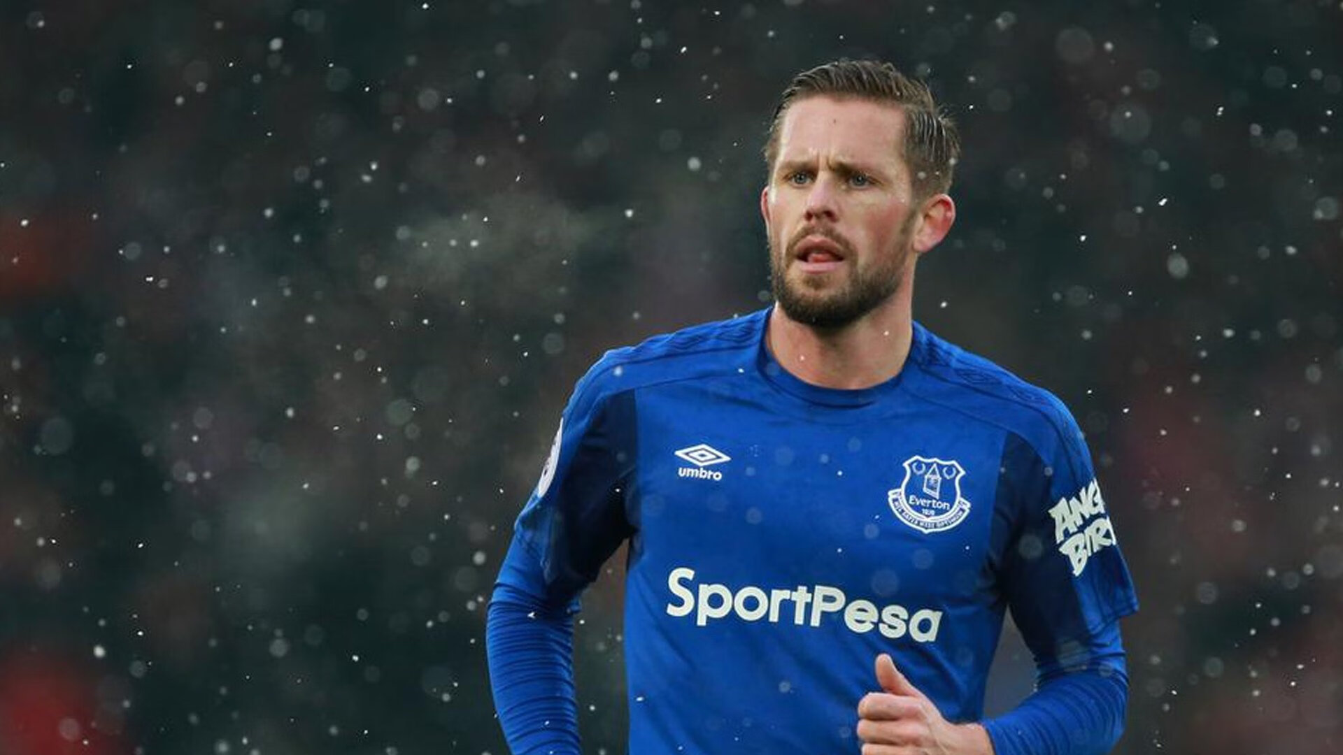 _快船迎战强敌，团队合作无坚不摧_，快船队是什么